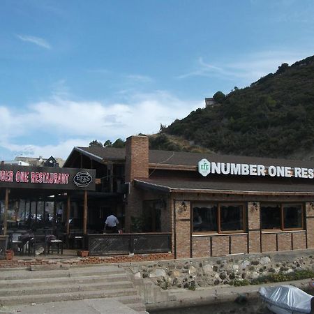 Number One Apart Hotel Karaburun  Dış mekan fotoğraf