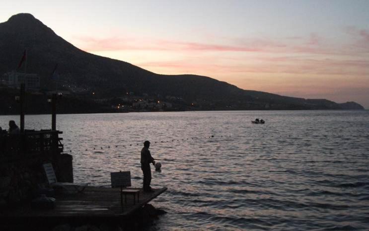 Number One Apart Hotel Karaburun  Dış mekan fotoğraf