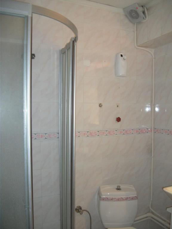 Number One Apart Hotel Karaburun  Oda fotoğraf