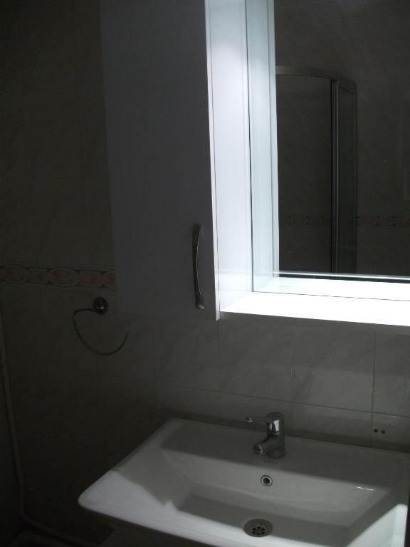 Number One Apart Hotel Karaburun  Oda fotoğraf